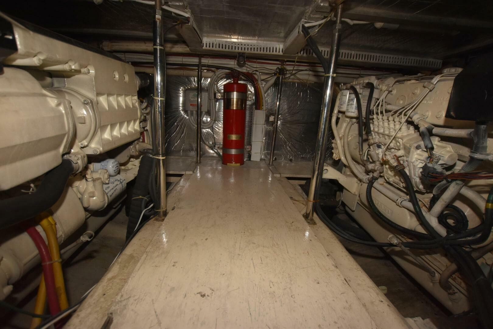 2006 Carver 46 Voyager — photo 34