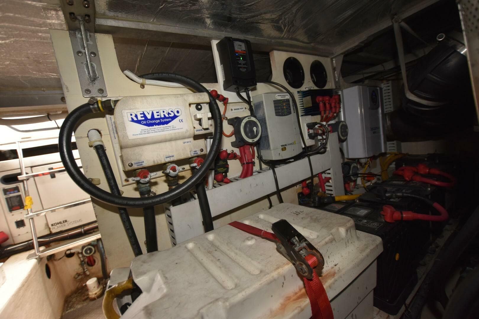 2006 Carver 46 Voyager — photo 35