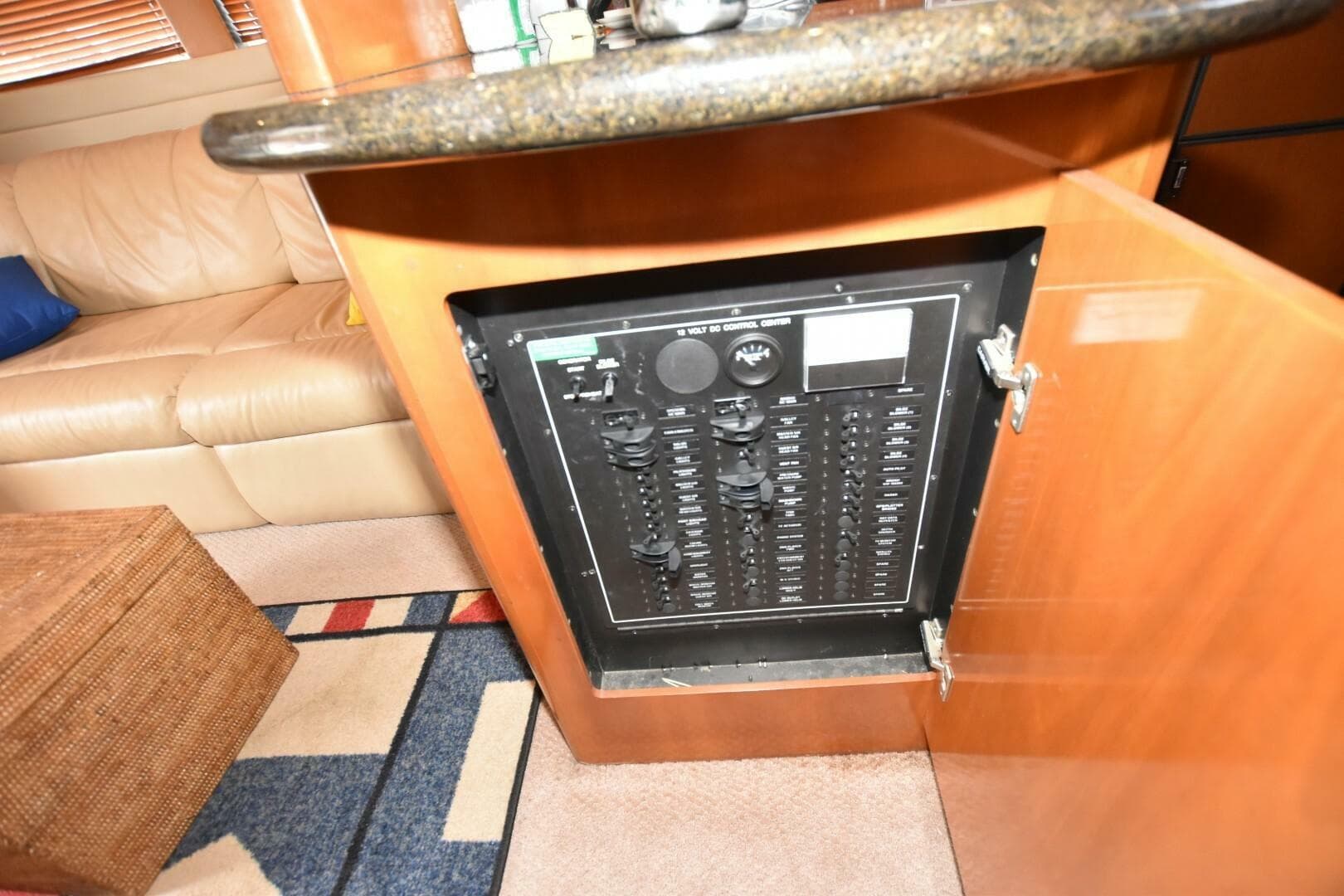 2006 Carver 46 Voyager — photo 24