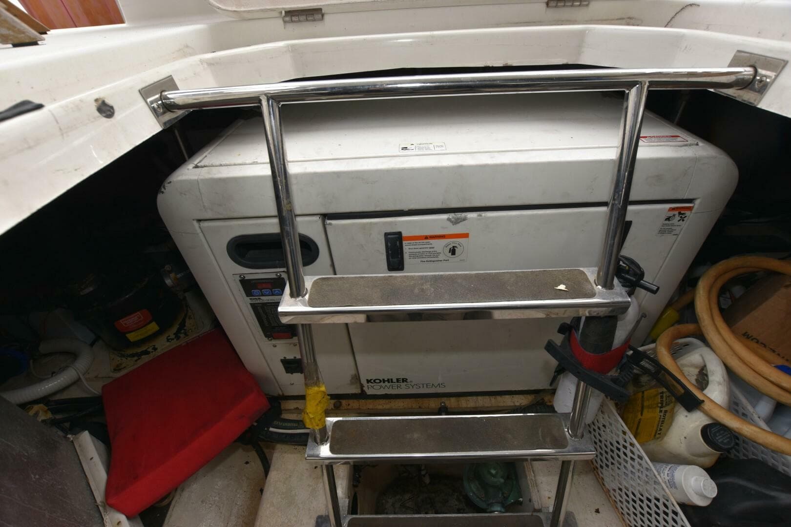 2006 Carver 46 Voyager — photo 32
