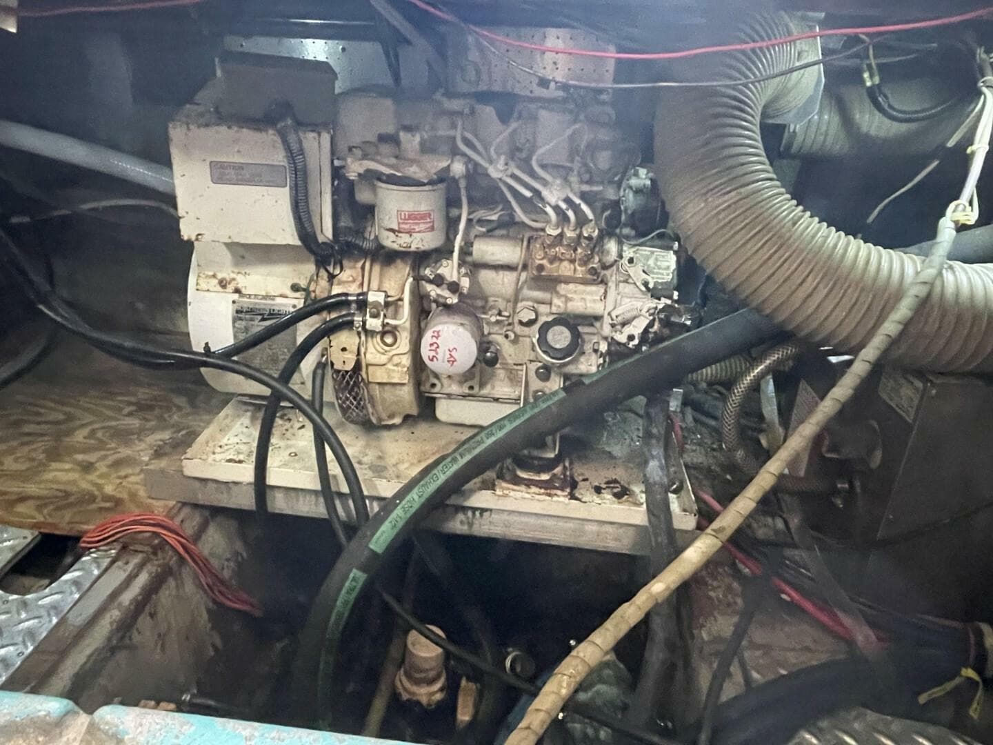 1991 Marine Trader 34 Double Cabin — photo 30