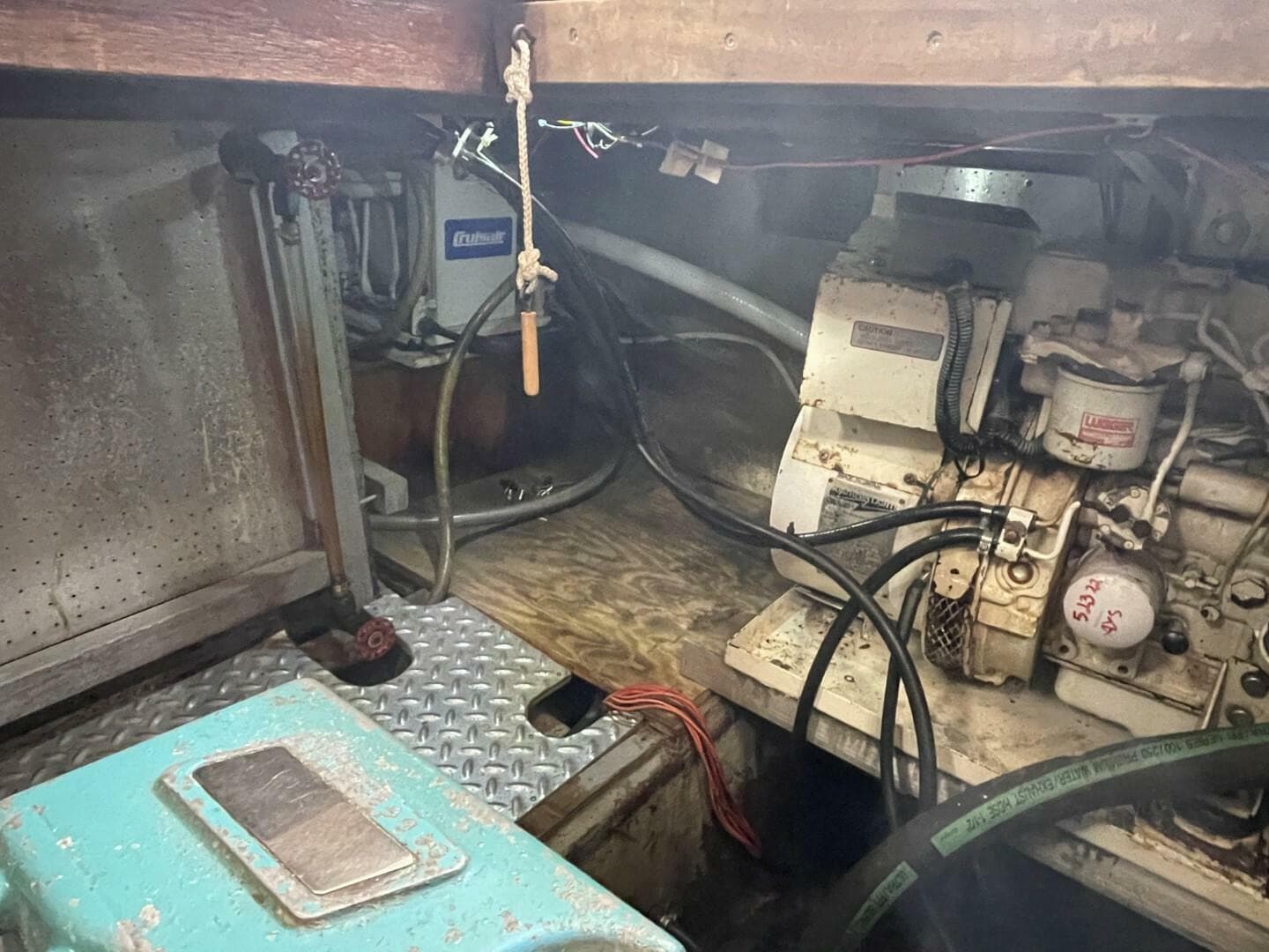 1991 Marine Trader 34 Double Cabin — photo 31