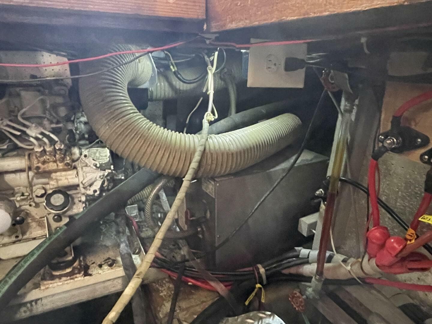 1991 Marine Trader 34 Double Cabin — photo 32