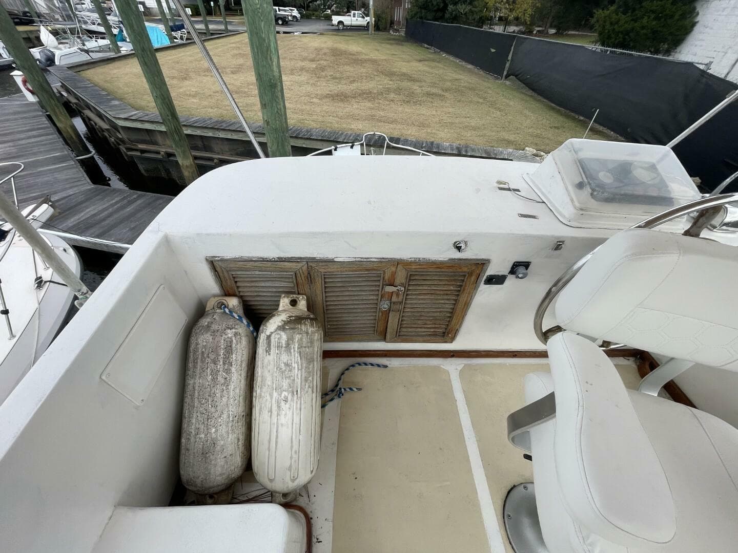 1991 Marine Trader 34 Double Cabin — photo 75
