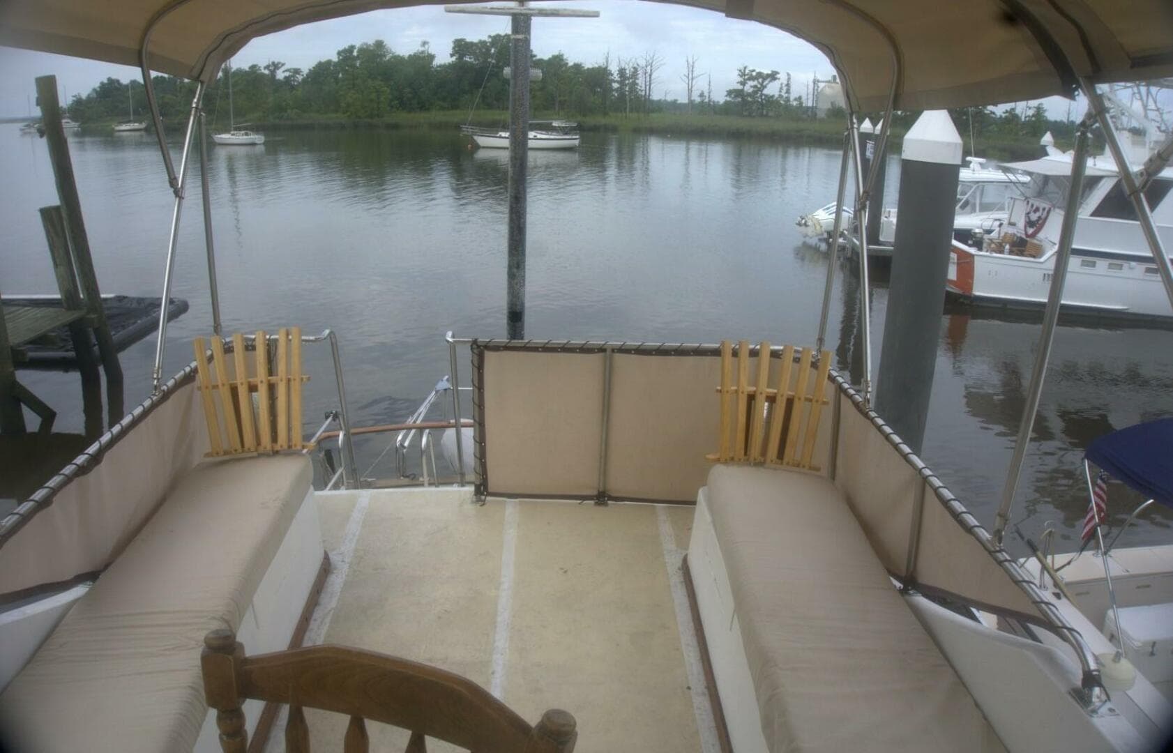 1991 Marine Trader 34 Double Cabin — photo 11