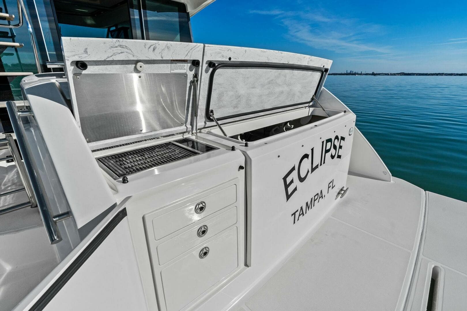 2016 Tiara Yachts 50 Flybridge — photo 61