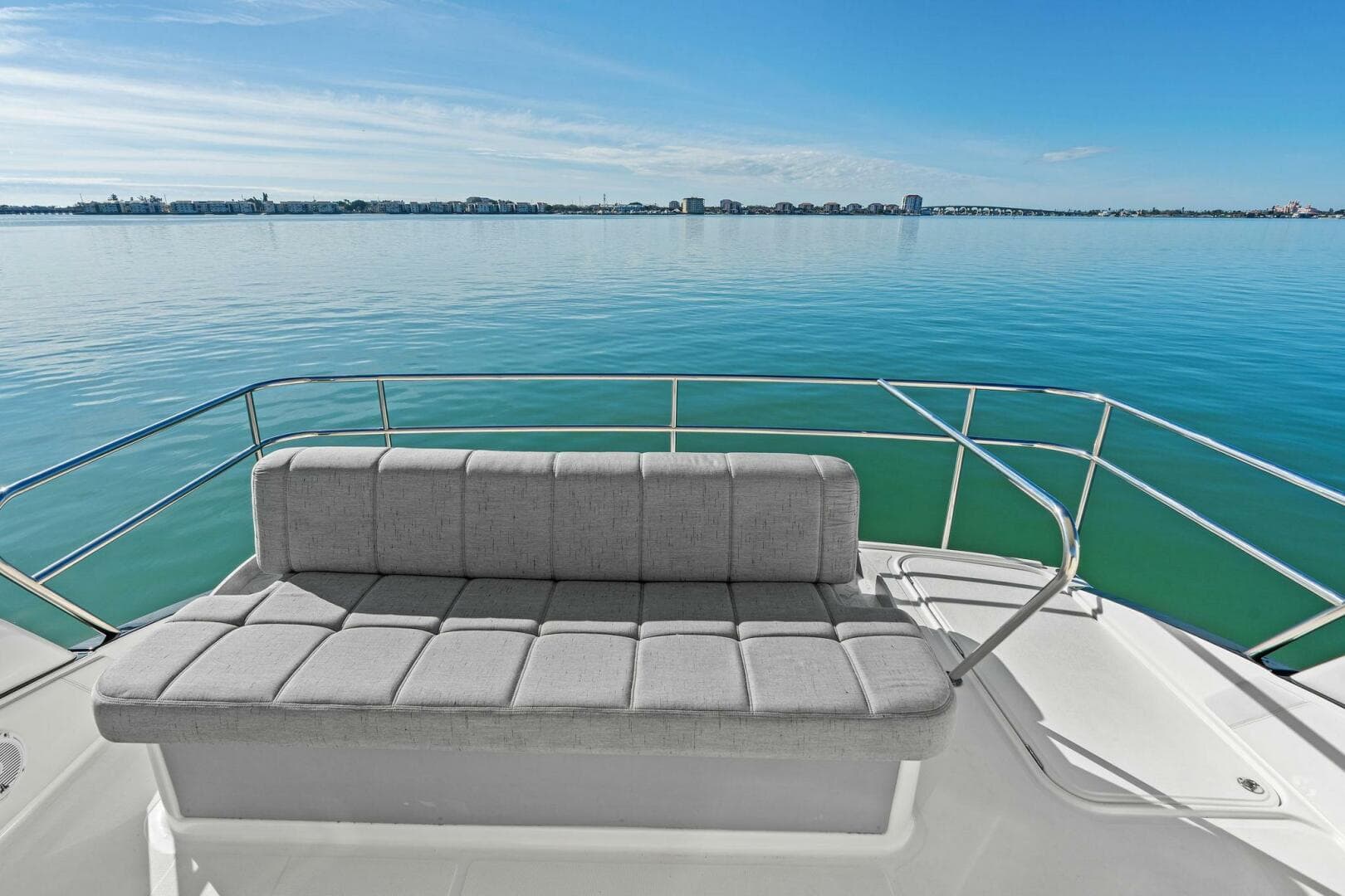 2016 Tiara Yachts 50 Flybridge — photo 45