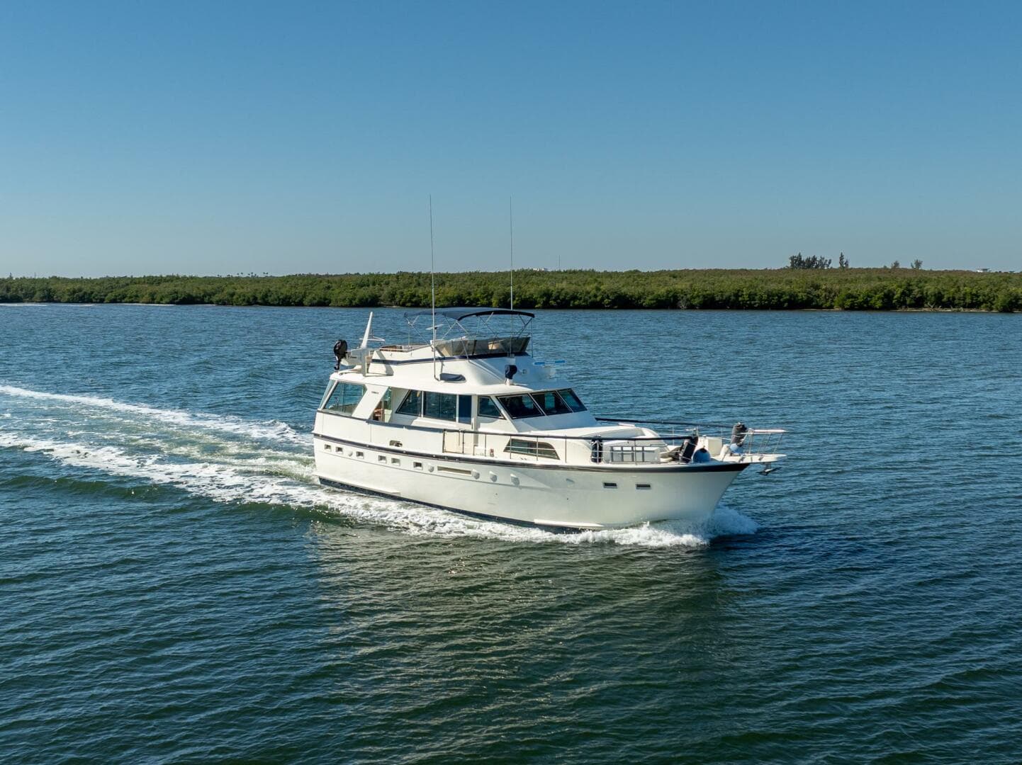 1985 Hatteras 53 — photo 8