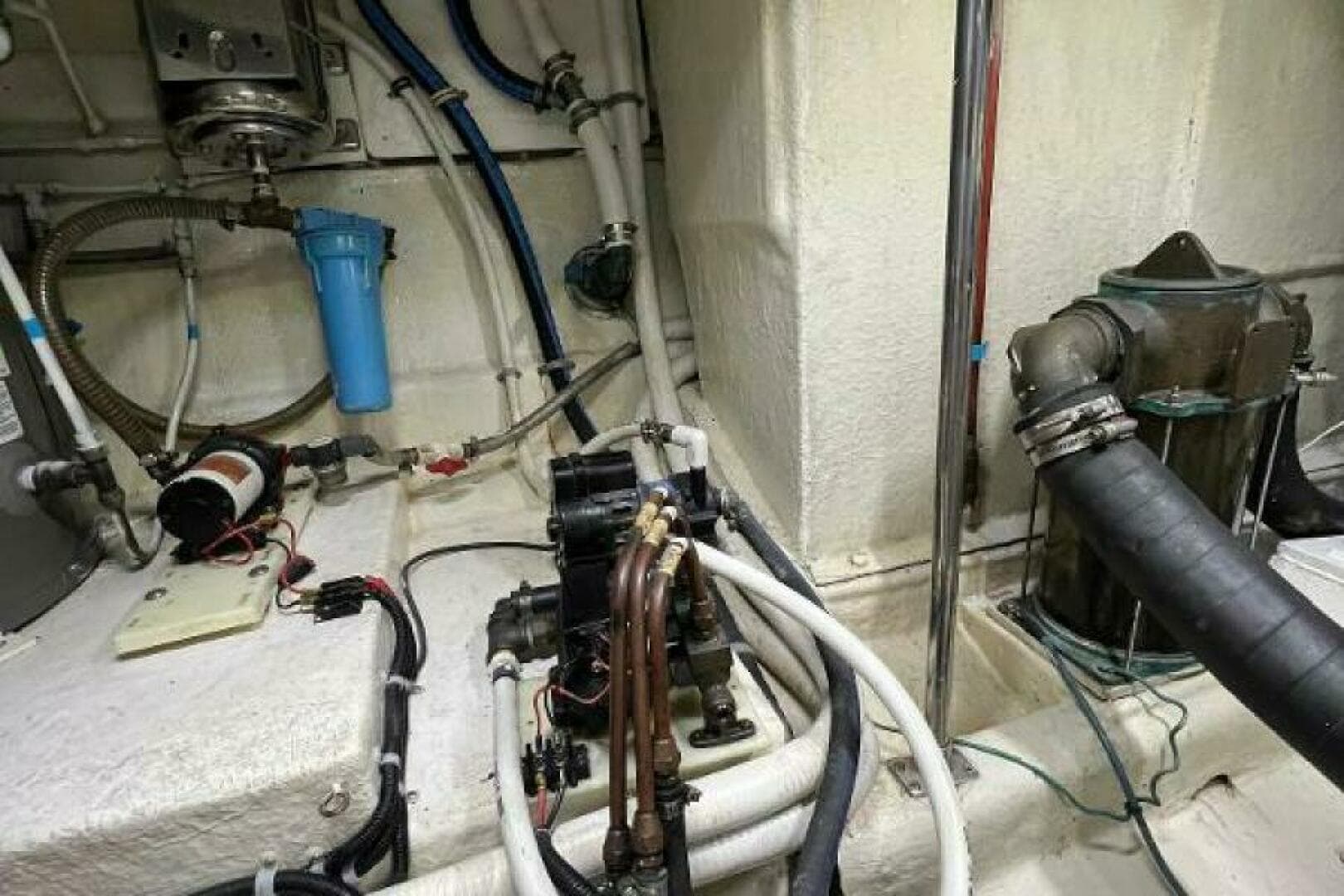 1998 Hyatt 51 Aft Cabin — photo 76