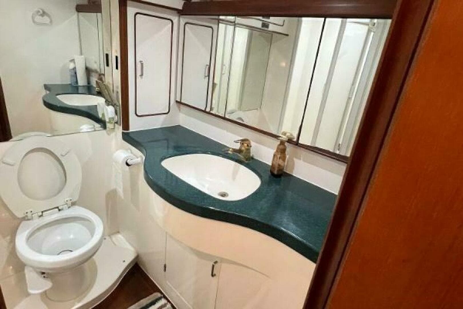 1998 Hyatt 51 Aft Cabin — photo 57