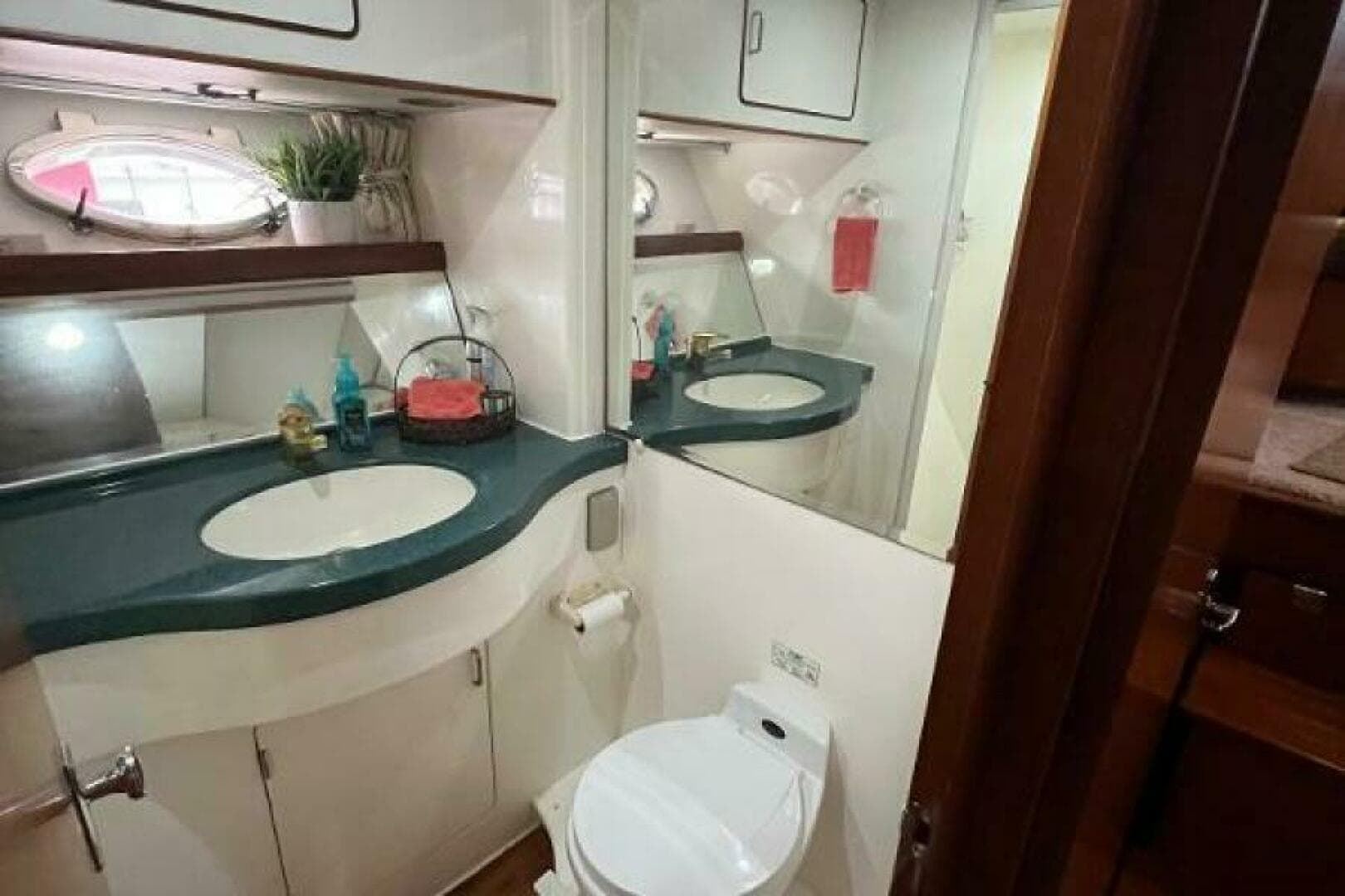 1998 Hyatt 51 Aft Cabin — photo 56