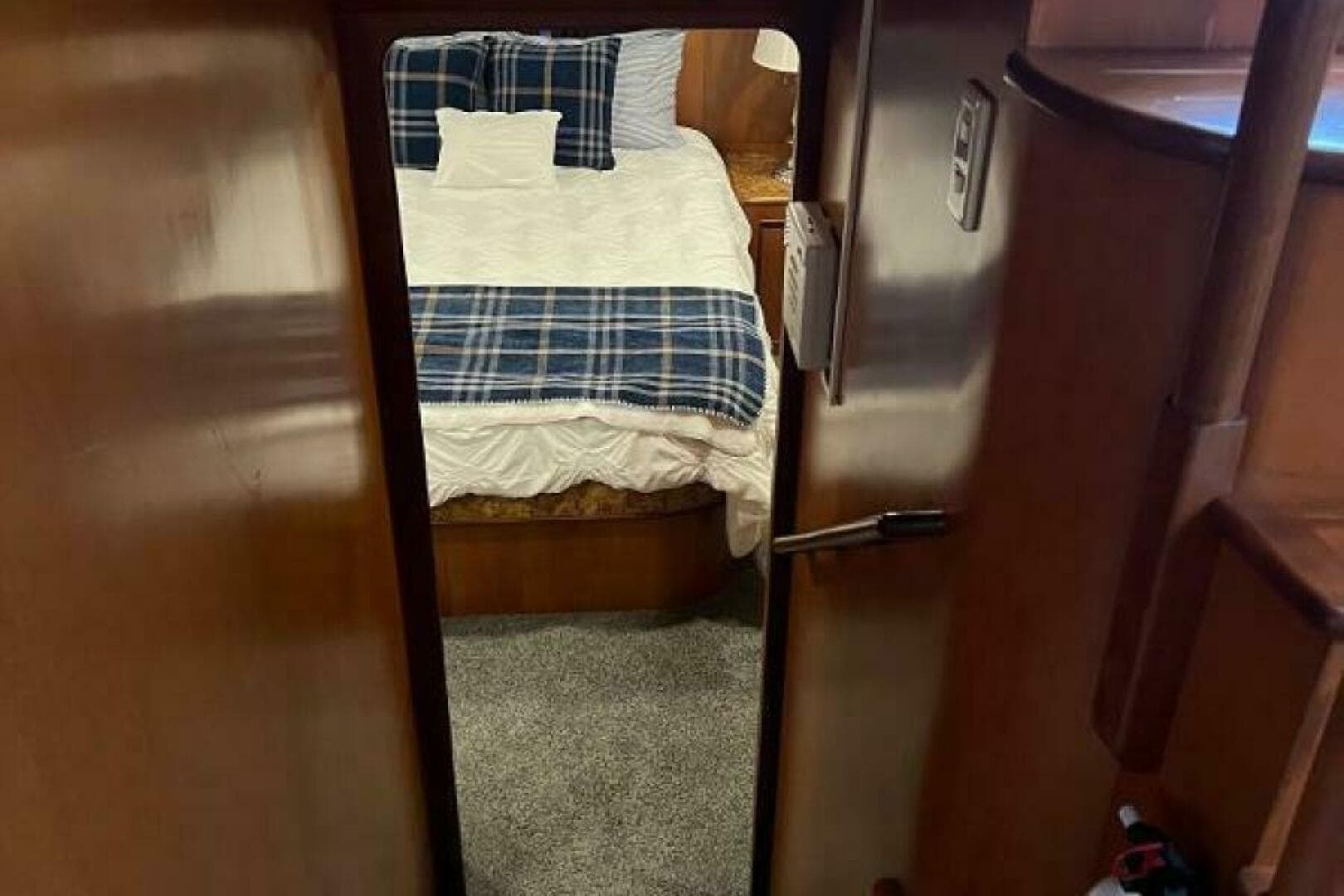 1998 Hyatt 51 Aft Cabin — photo 47