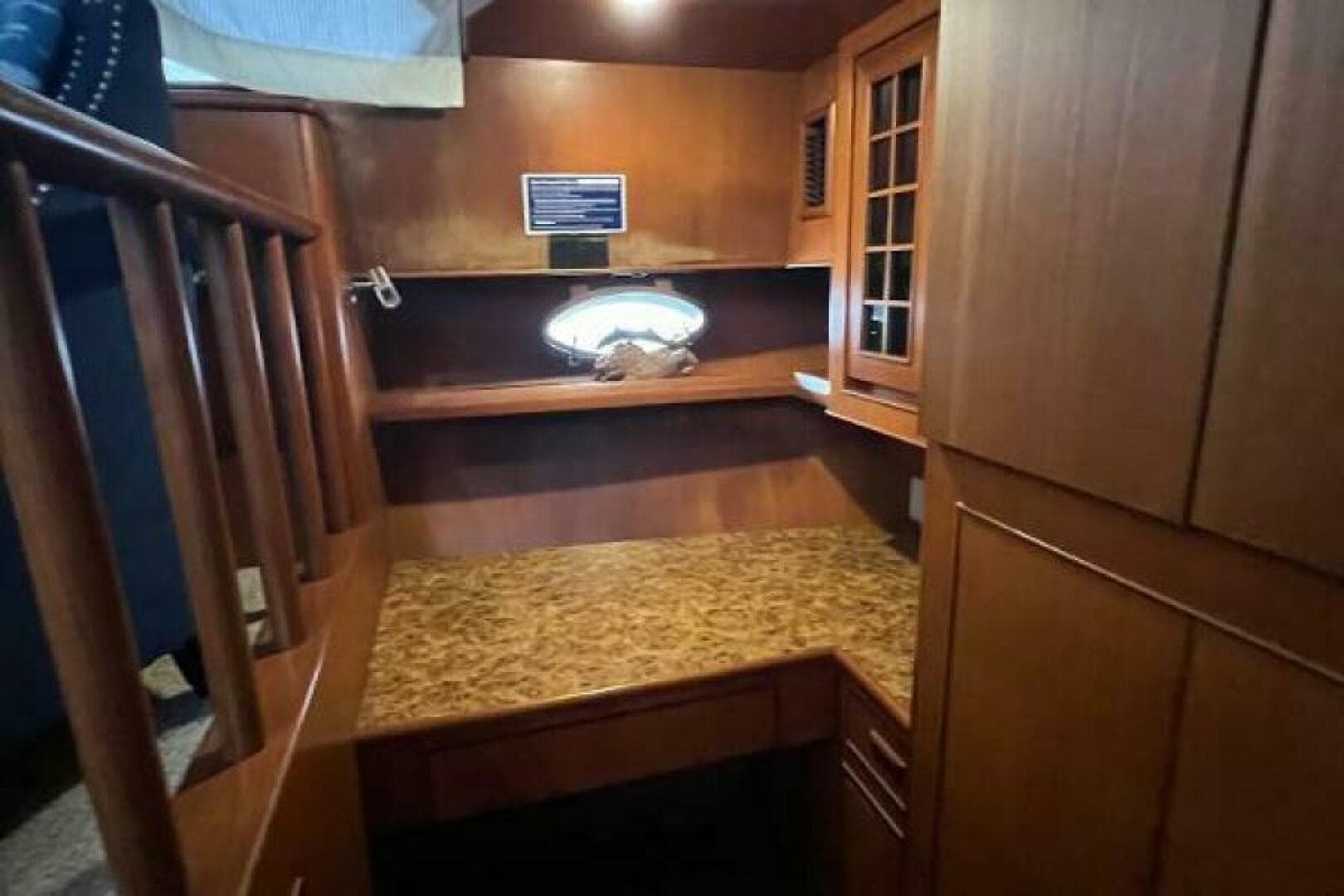 1998 Hyatt 51 Aft Cabin — photo 45
