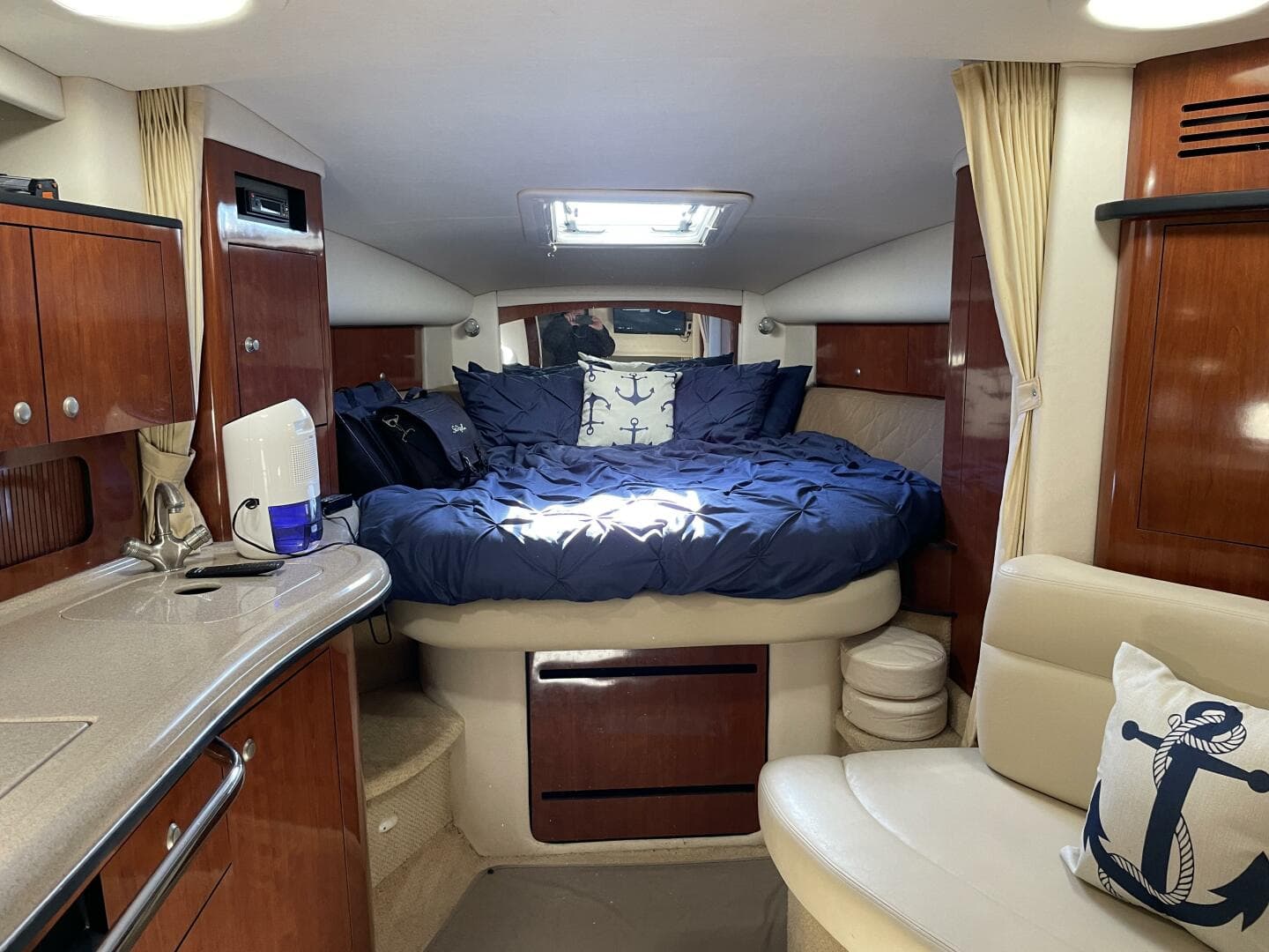 2006 Sea Ray 320 Sundancer — photo 33