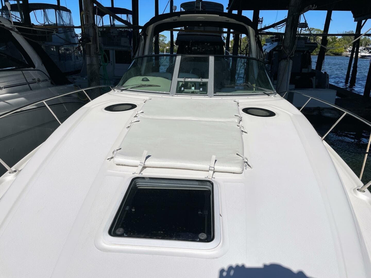 2006 Sea Ray 320 Sundancer — photo 46