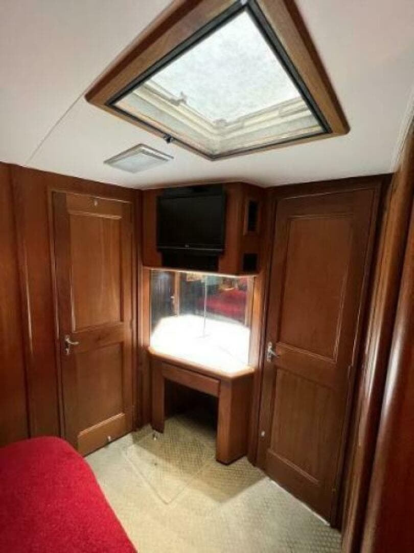 1991 Viking Boats Convertible — photo 38