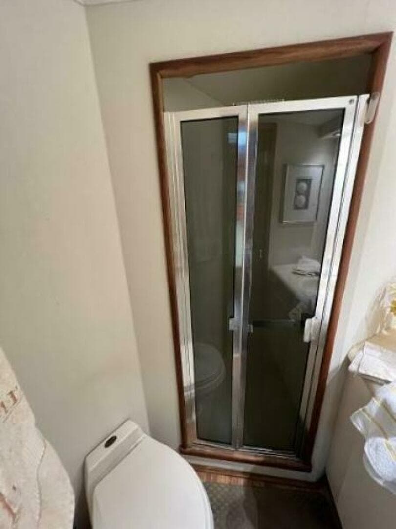 1991 Viking Boats Convertible — photo 40