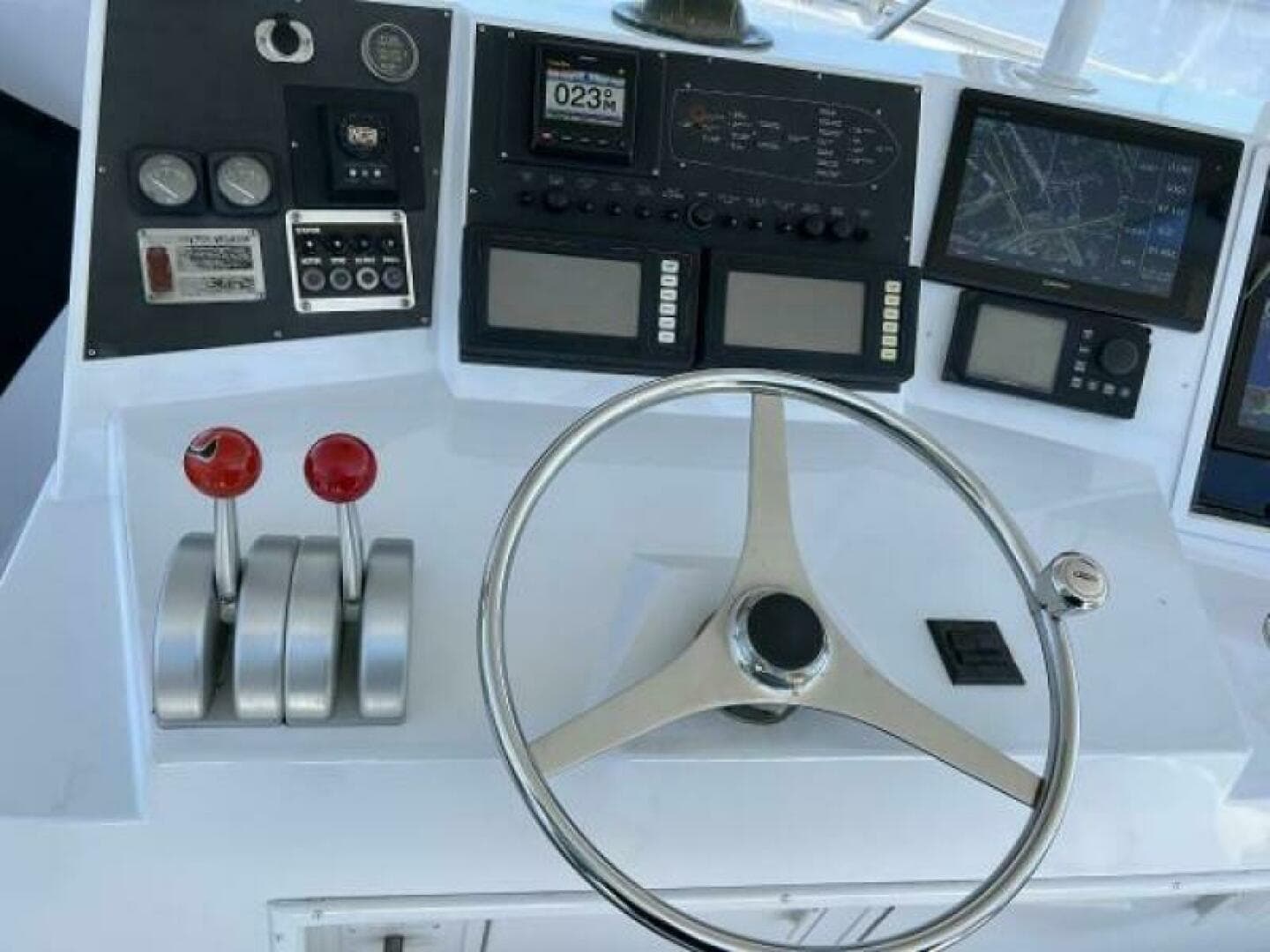 1991 Viking Boats Convertible — photo 56