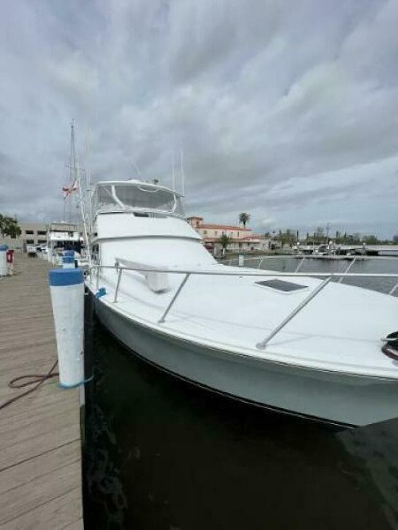 1991 Viking Boats Convertible — photo 4