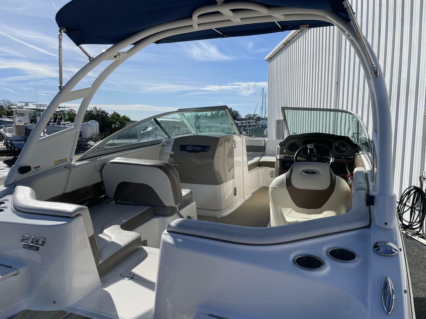 2016 Chaparral 210 Suncoast — photo 17