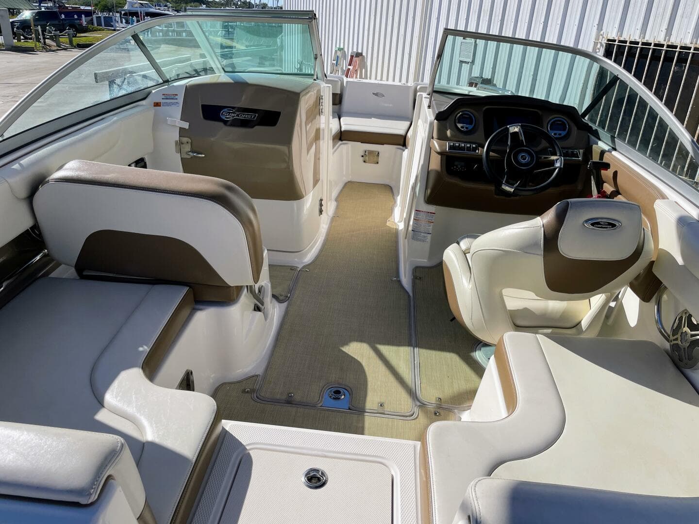 2016 Chaparral 210 Suncoast — photo 18