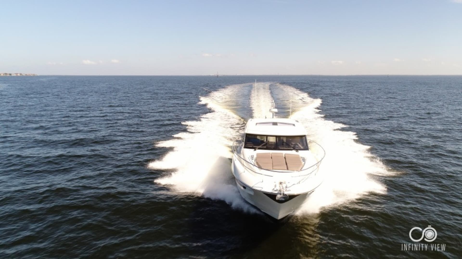 2018 Prestige 460 — photo 45