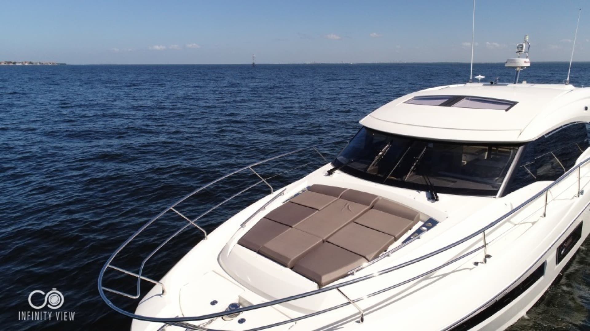2018 Prestige 460 — photo 35