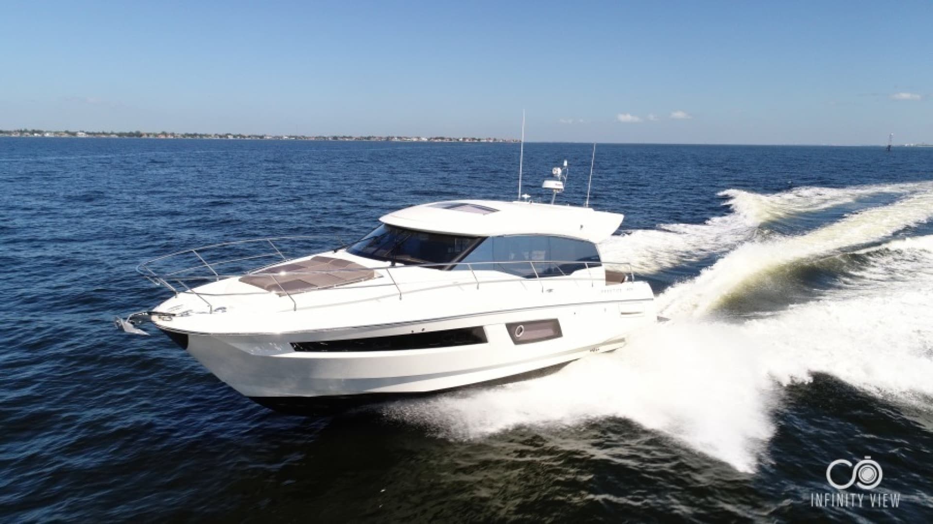 2018 Prestige 460 — photo 57