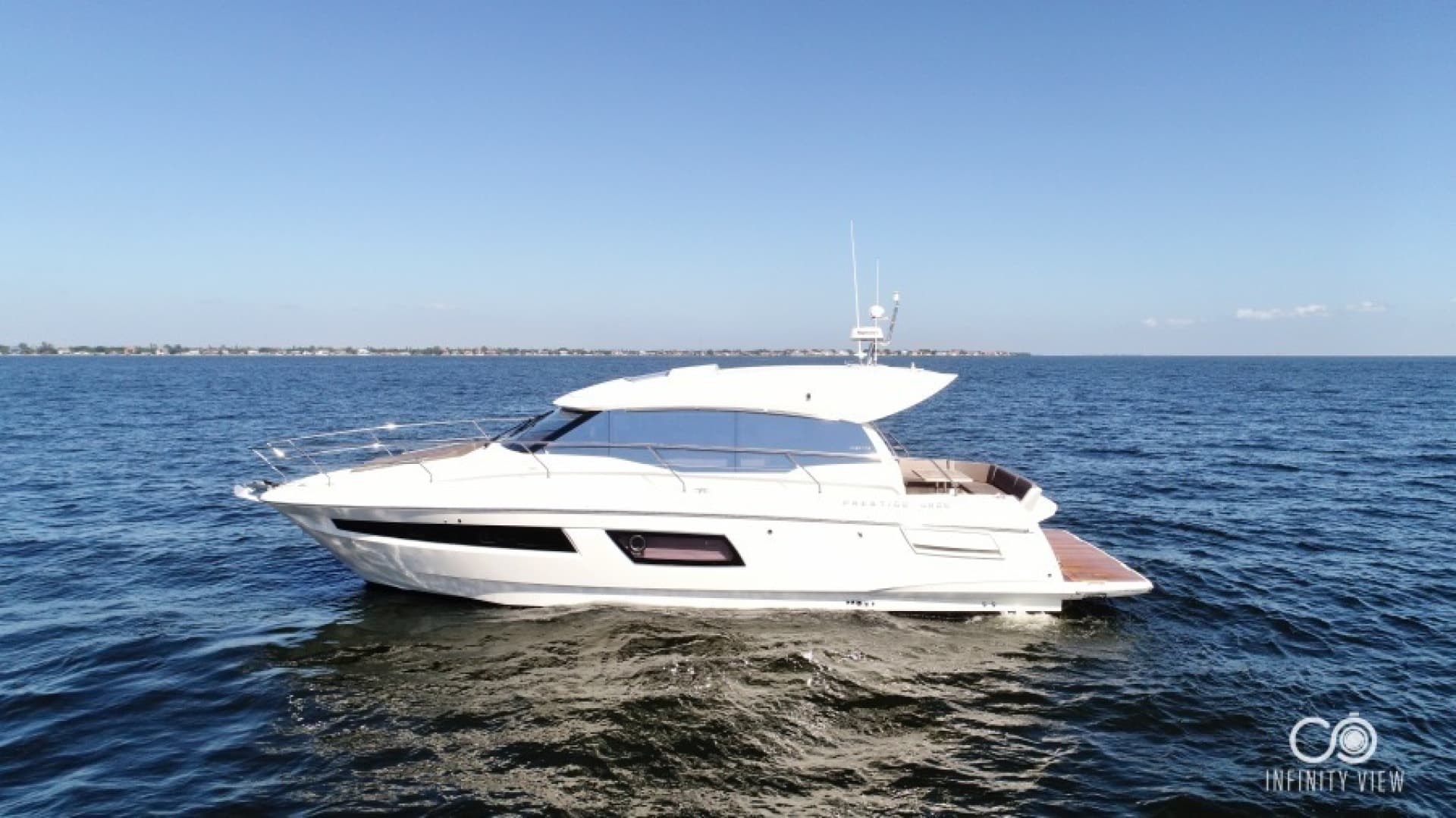 2018 Prestige 460 — photo 44