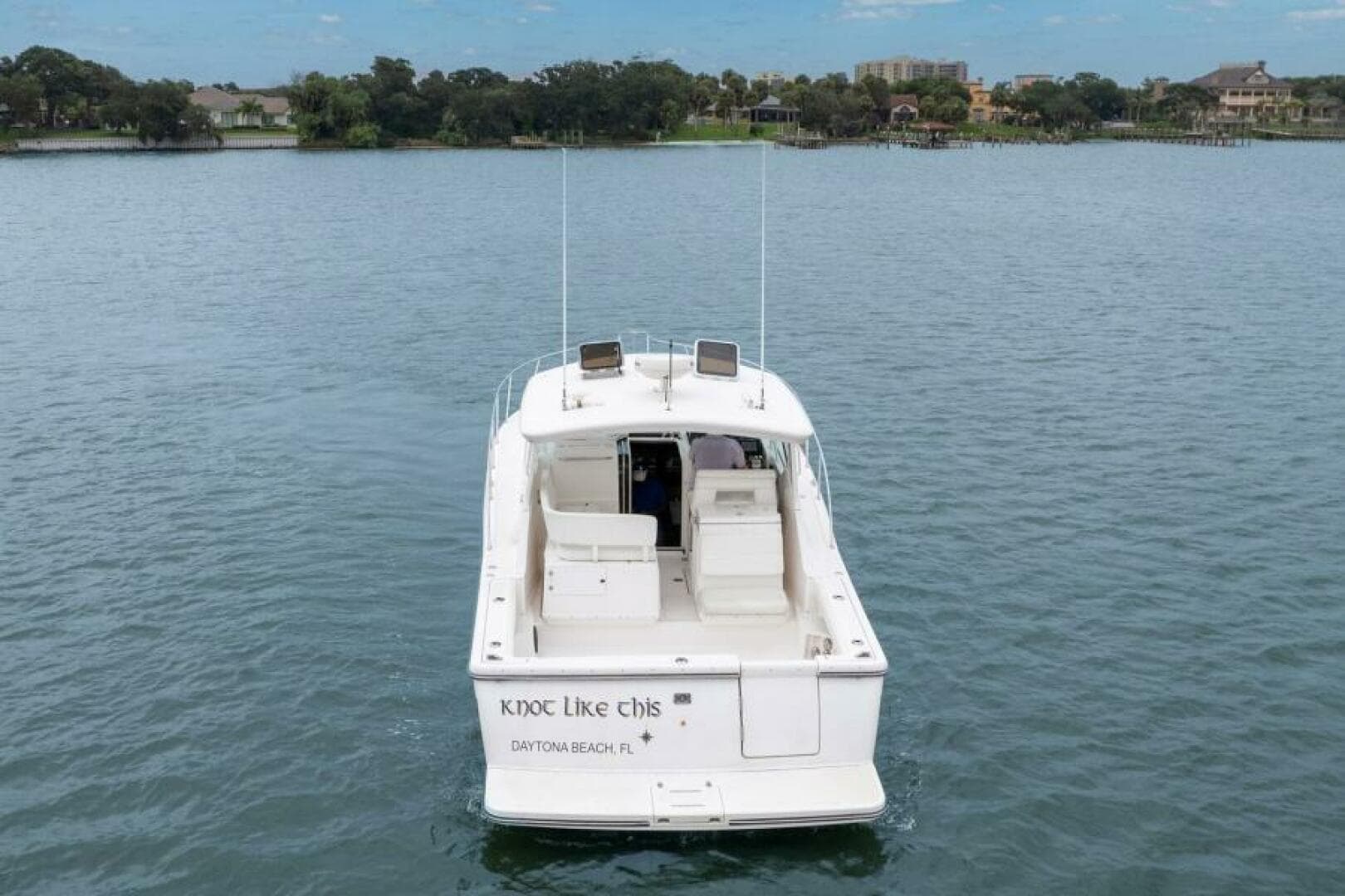 2001 Tiara Yachts 3500 Open — photo 18