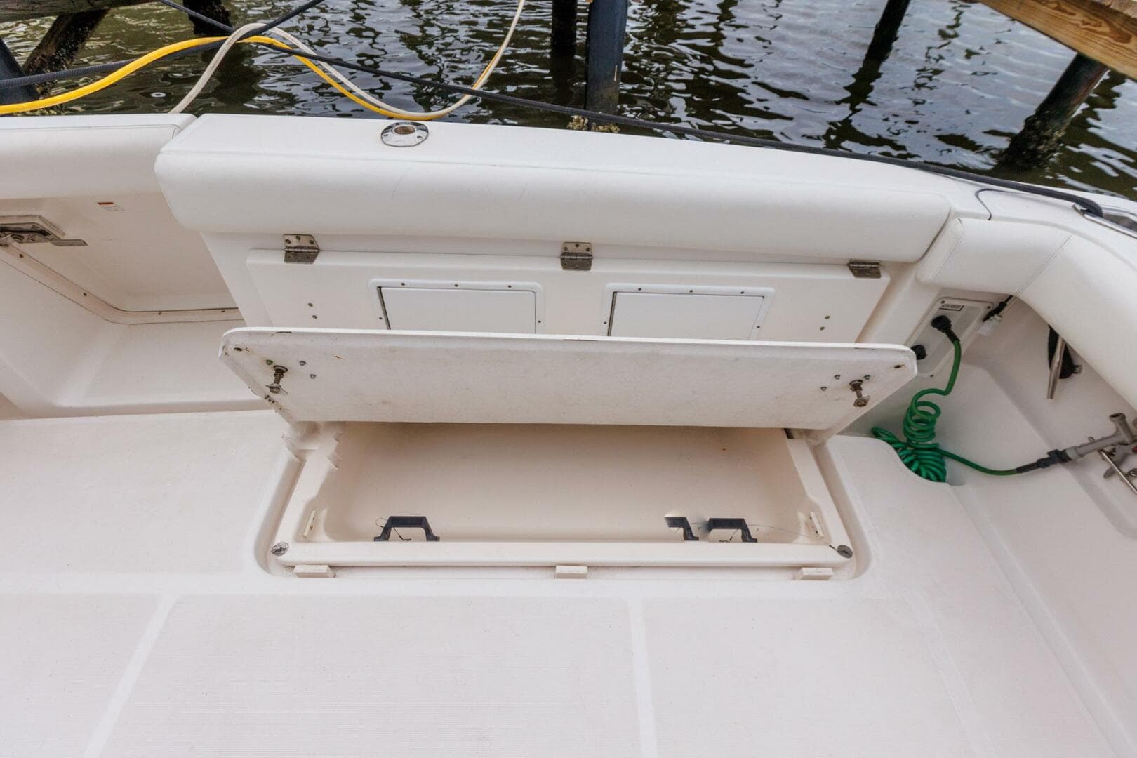 2001 Tiara Yachts 3500 Open — photo 69