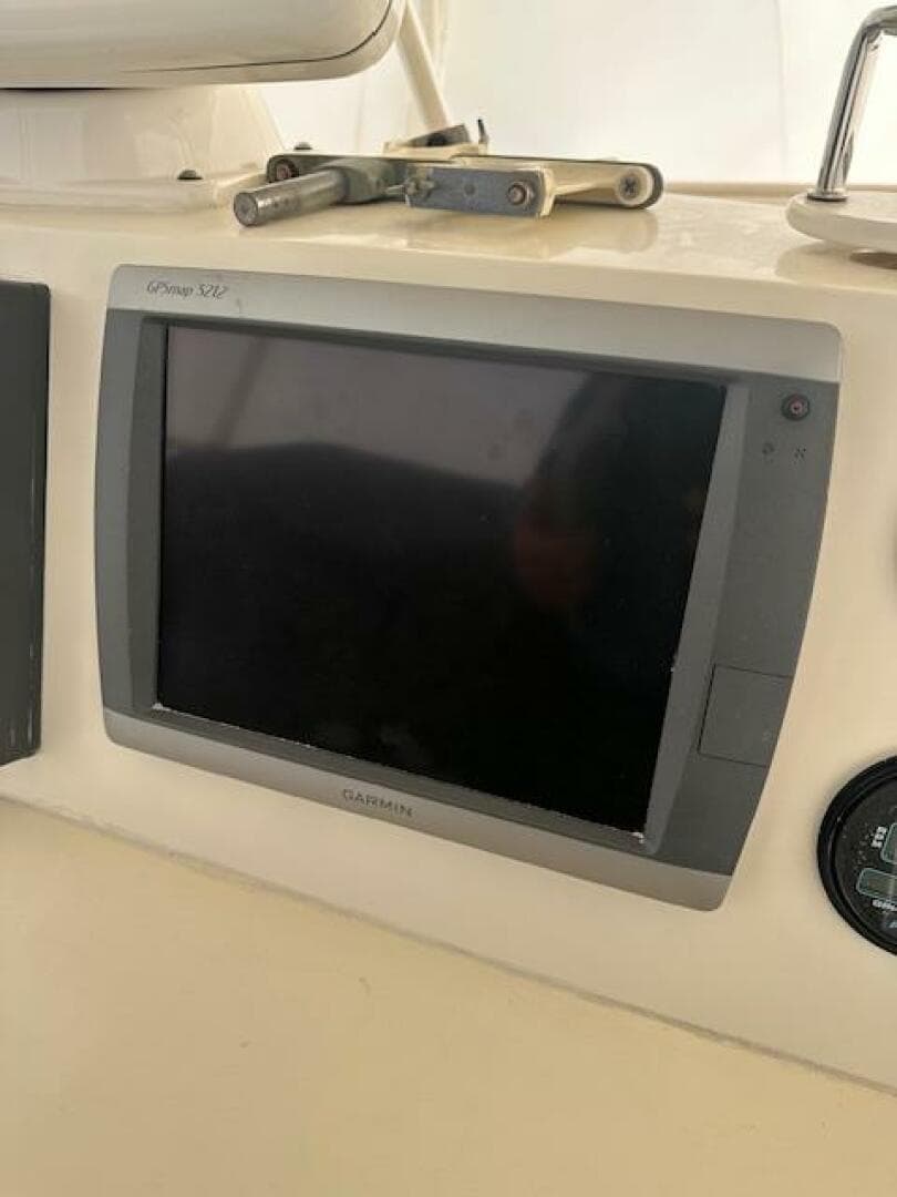 1989 Viking Sportfish 41 — photo 14