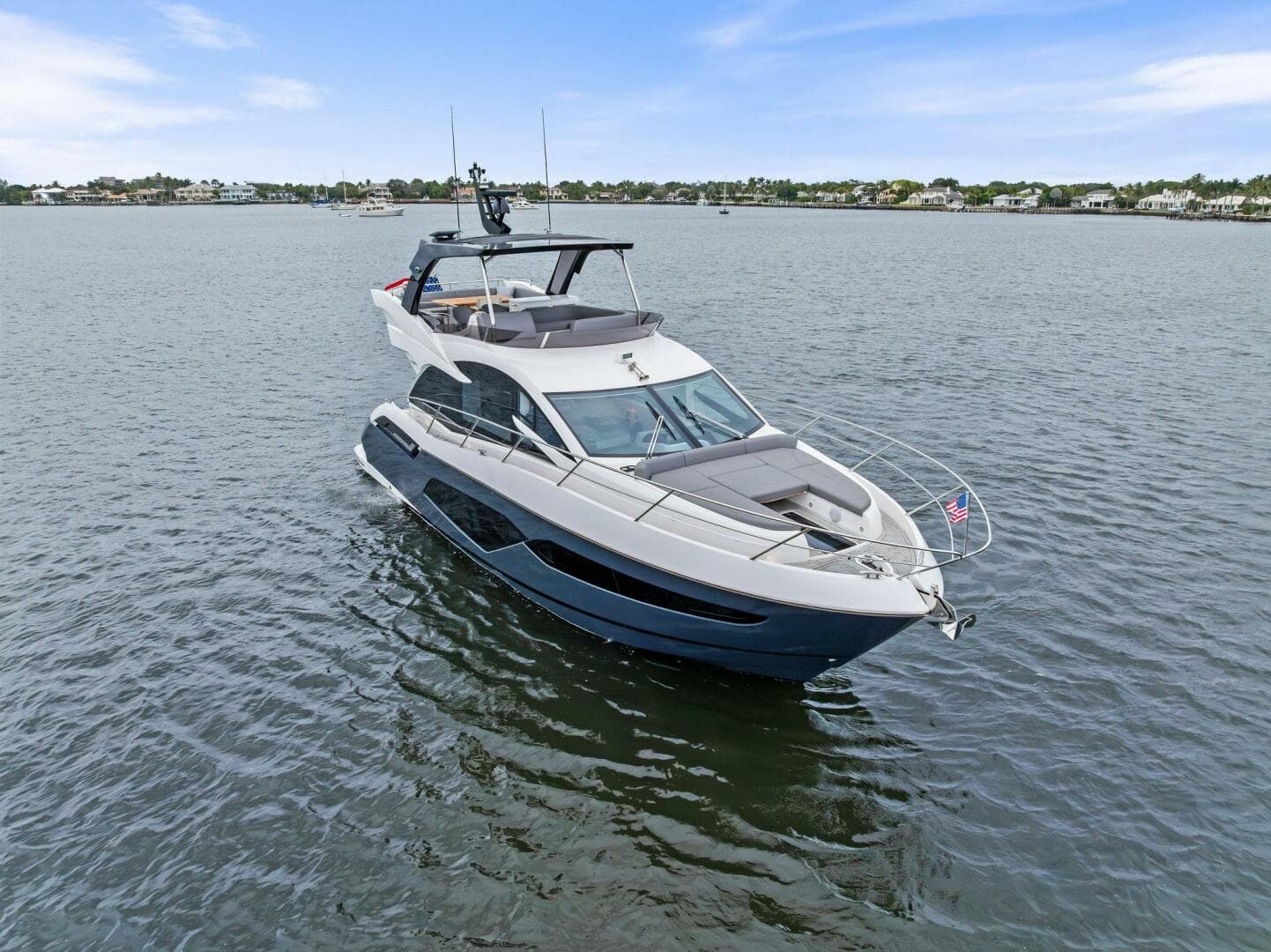 2025 Sunseeker Manhattan 55 — photo 6