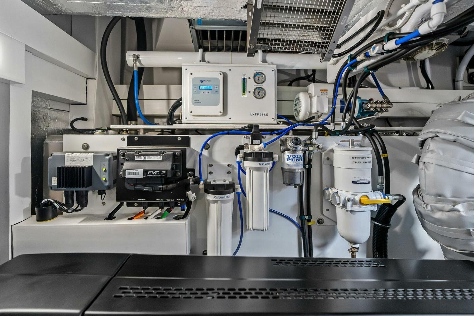 2025 Sunseeker Manhattan 55 — photo 79