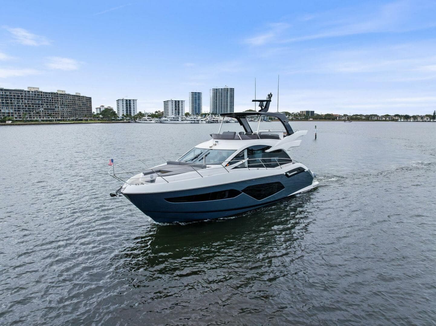 2025 Sunseeker Manhattan 55 — photo 8