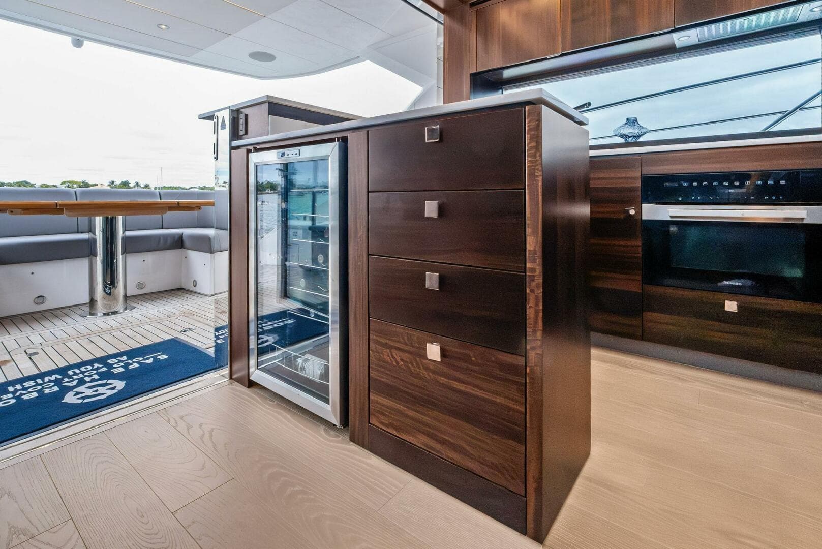 2025 Sunseeker Manhattan 55 — photo 46