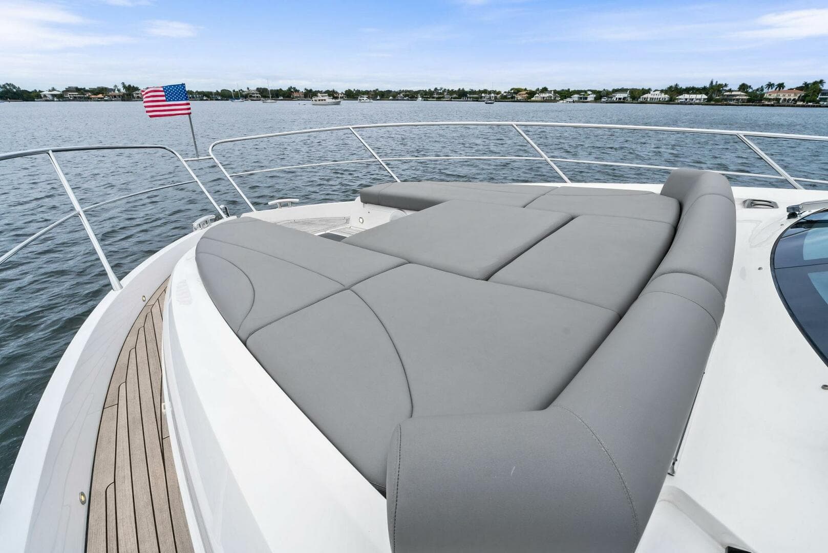 2025 Sunseeker Manhattan 55 — photo 22