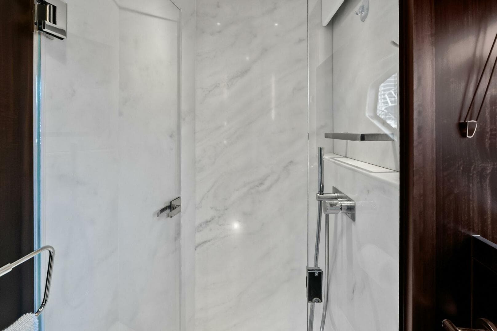 2025 Sunseeker Manhattan 55 — photo 63