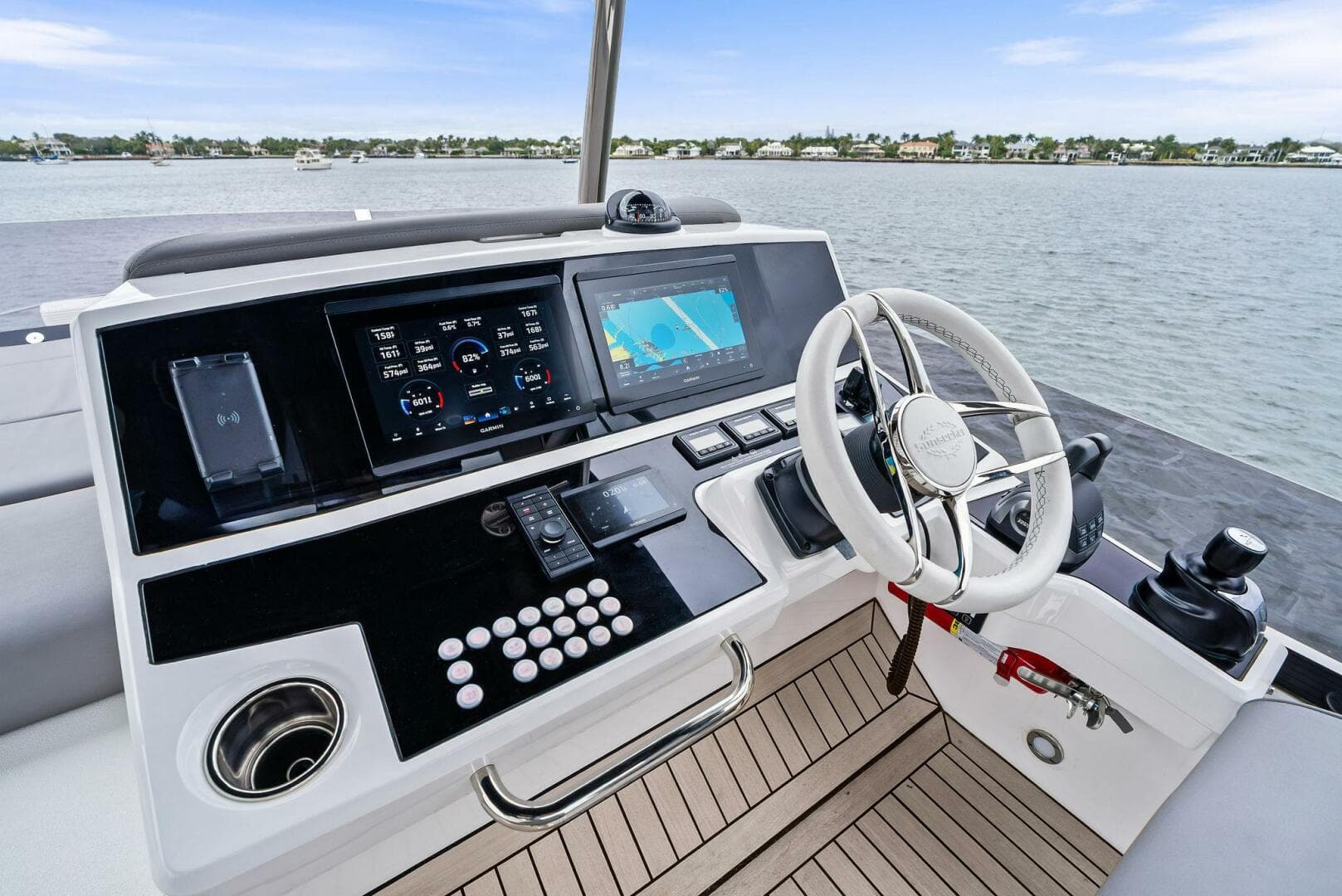 2025 Sunseeker Manhattan 55 — photo 31
