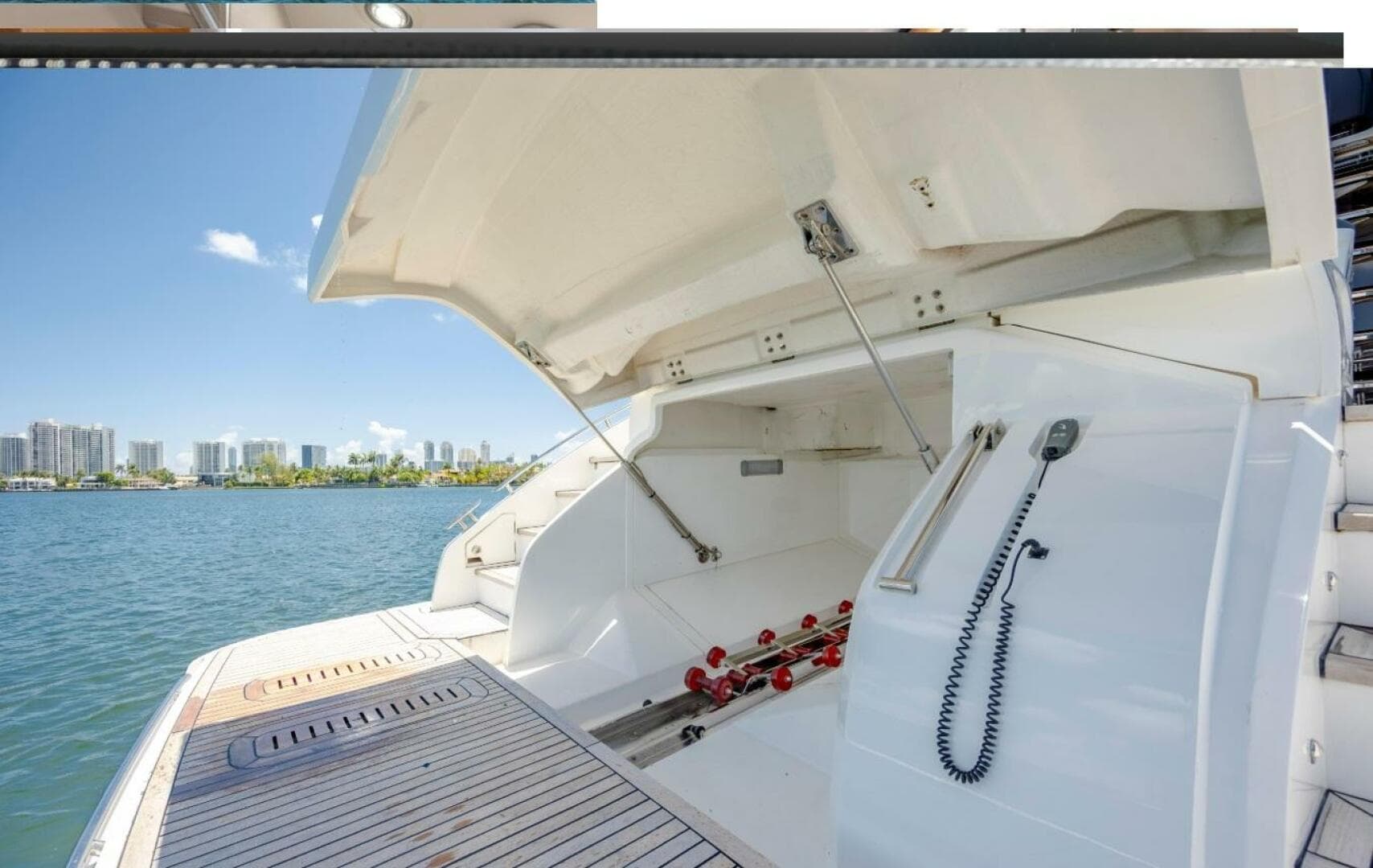 2017 Princess S65 — photo 32