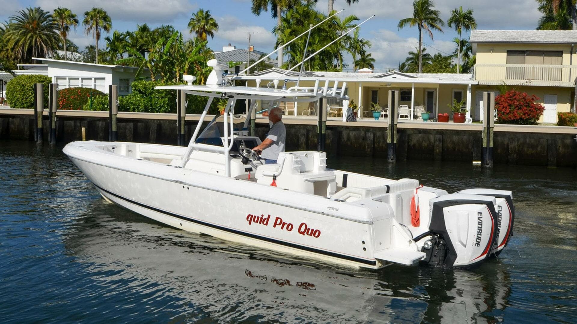 2013 Intrepid 300 Center Console — photo 5