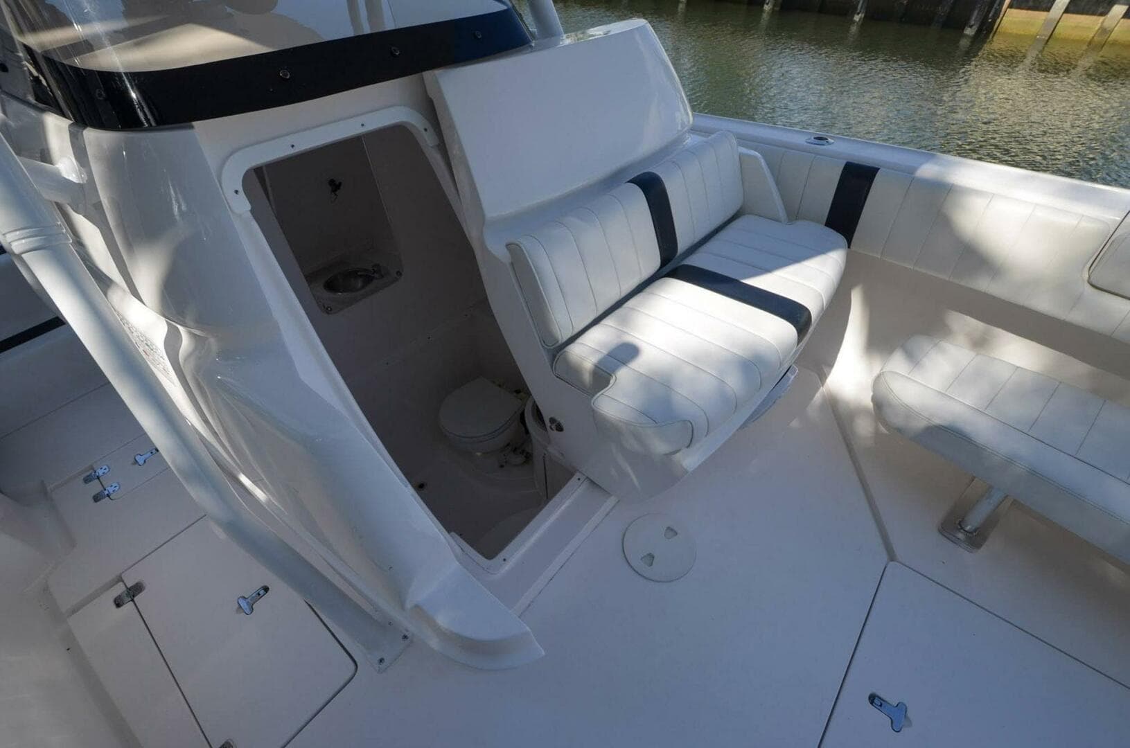 2013 Intrepid 300 Center Console — photo 16