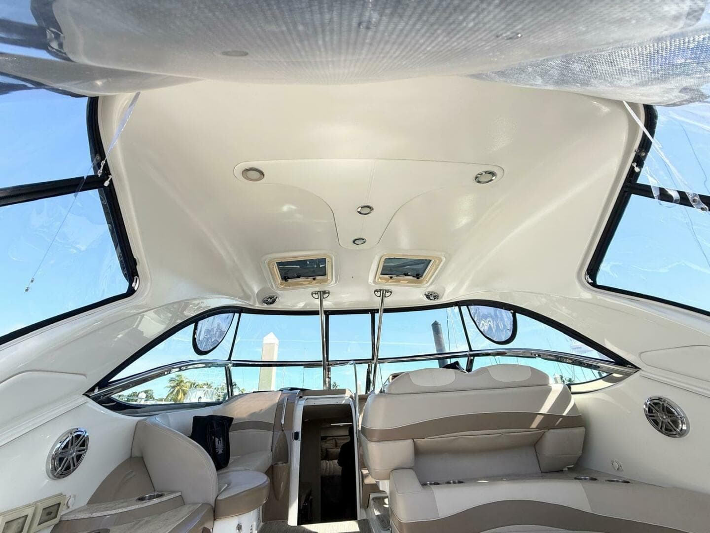 2016 Formula 37 Performance Cruiser — photo 12