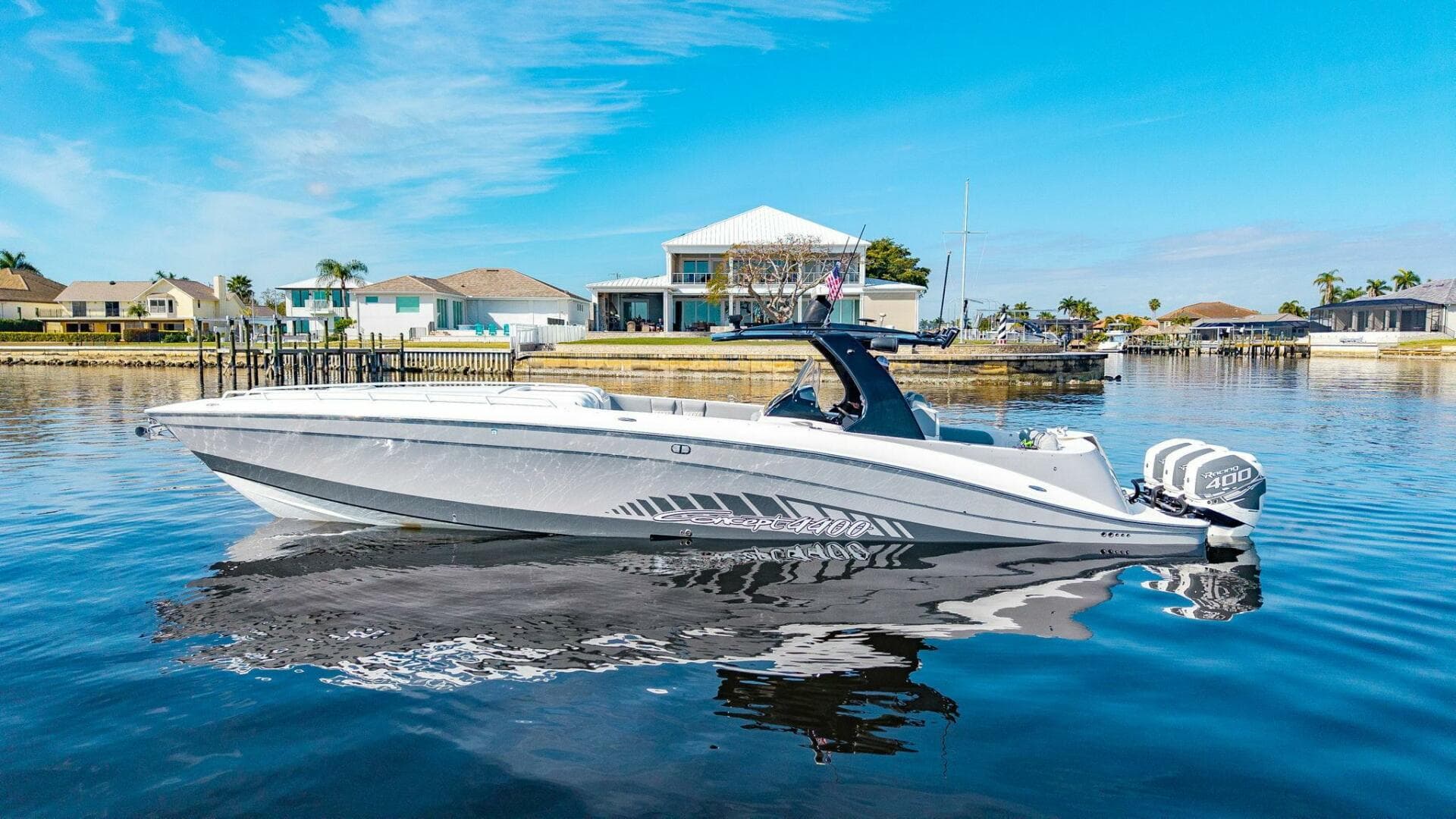 2010 Concept 4400 Sport Yacht — photo 12