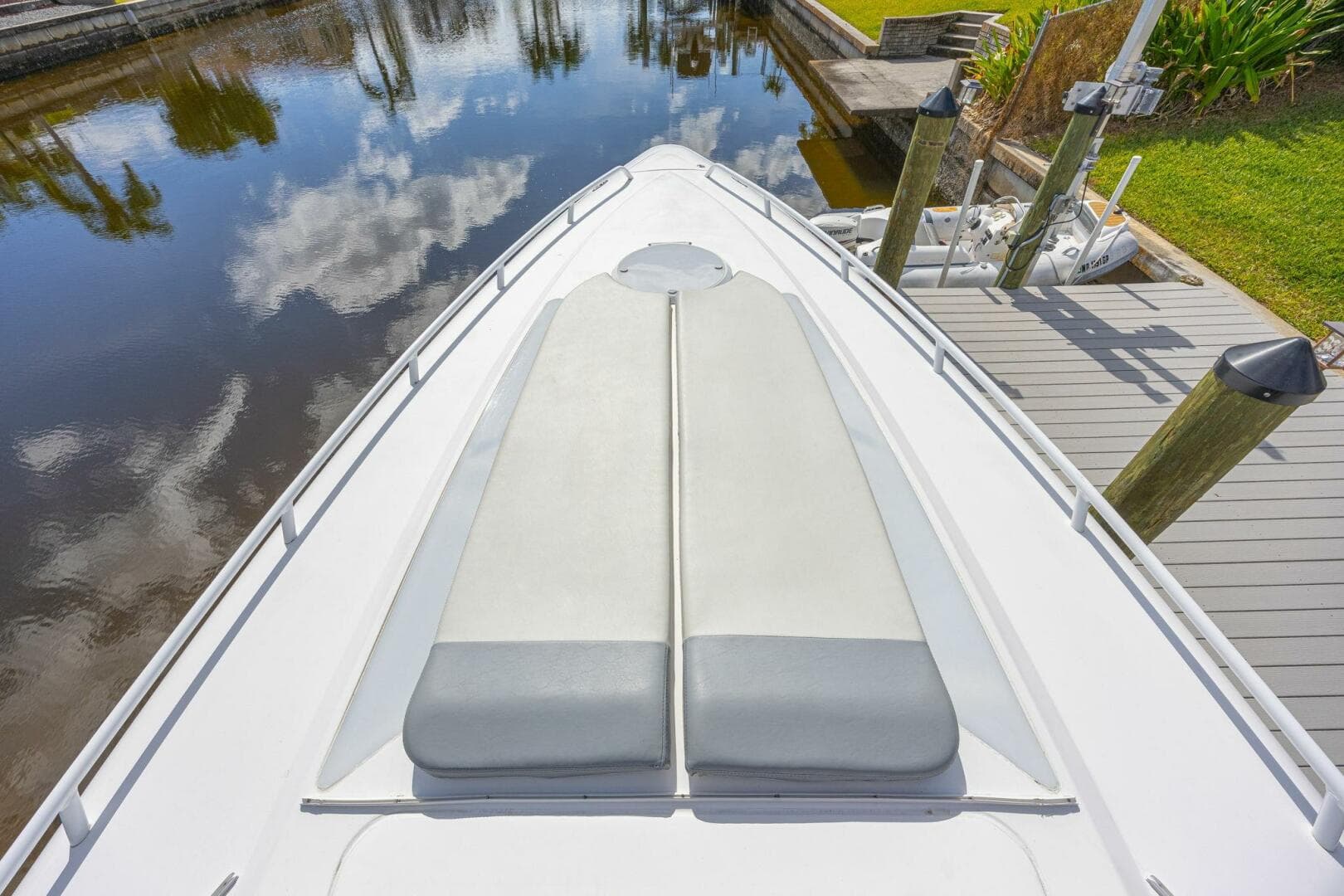 2010 Concept 4400 Sport Yacht — photo 17