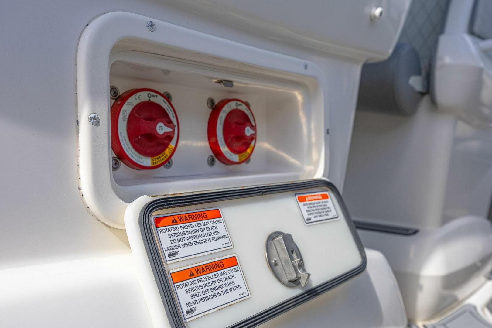 2010 Concept 4400 Sport Yacht — photo 65