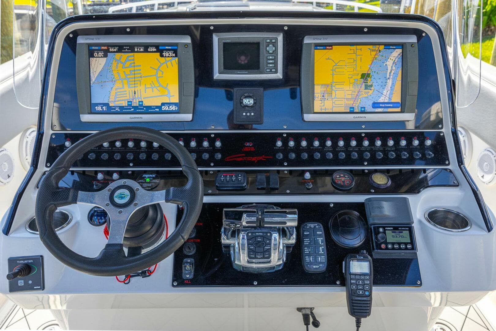 2010 Concept 4400 Sport Yacht — photo 49