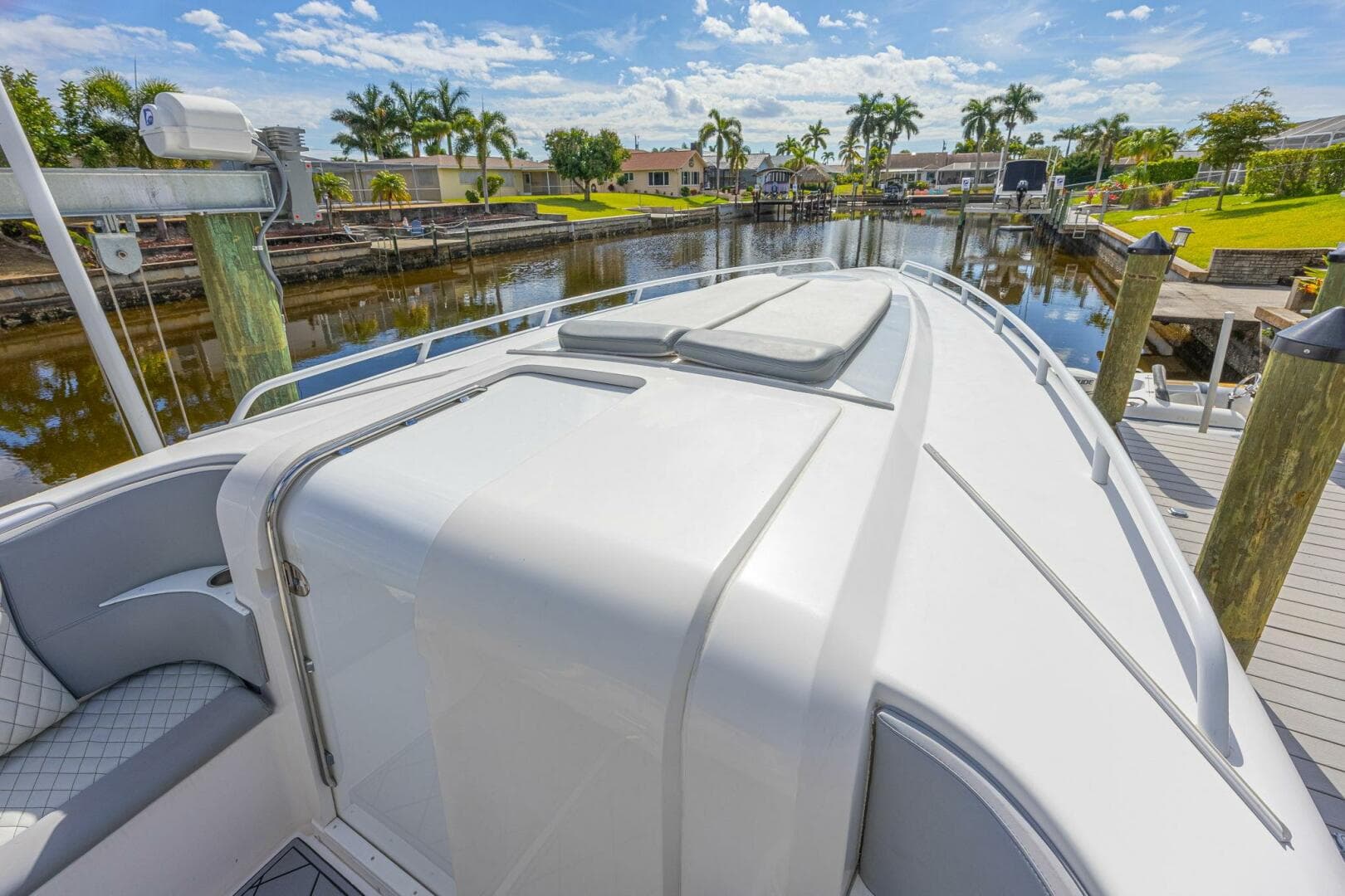 2010 Concept 4400 Sport Yacht — photo 19