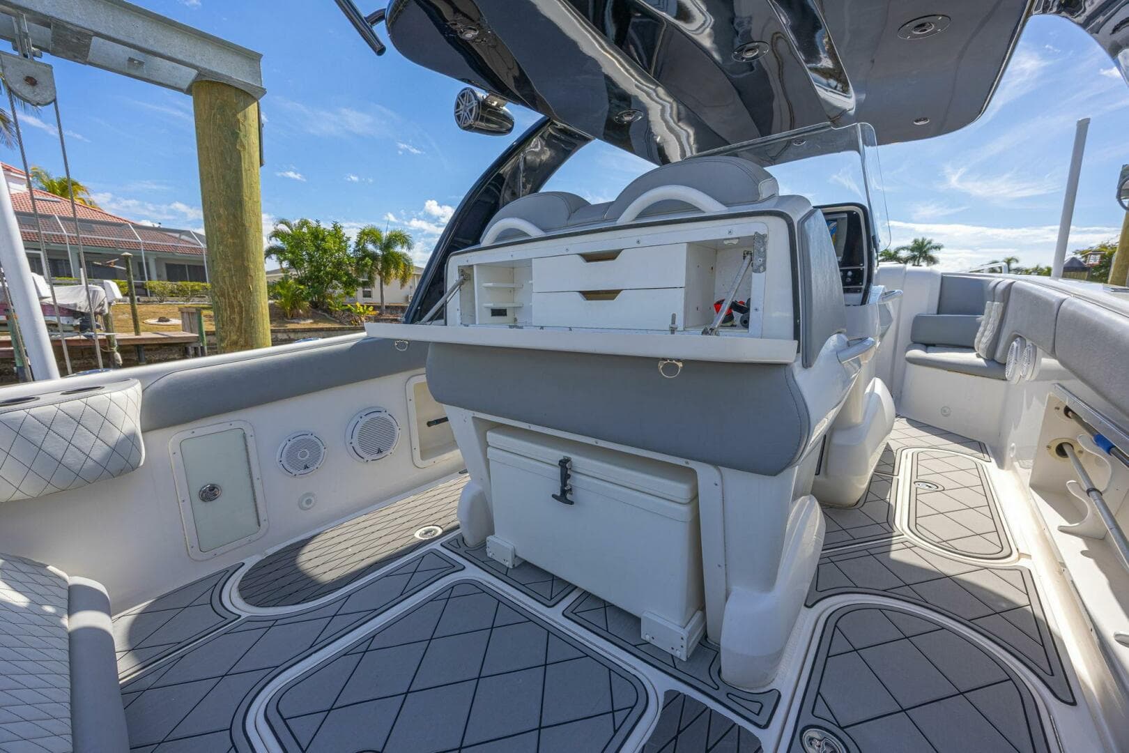 2010 Concept 4400 Sport Yacht — photo 56