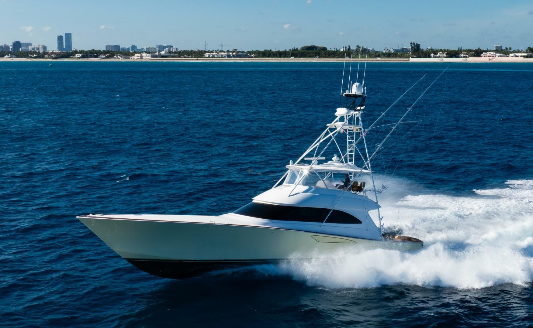 2015 Viking 70 Convertible — photo 35